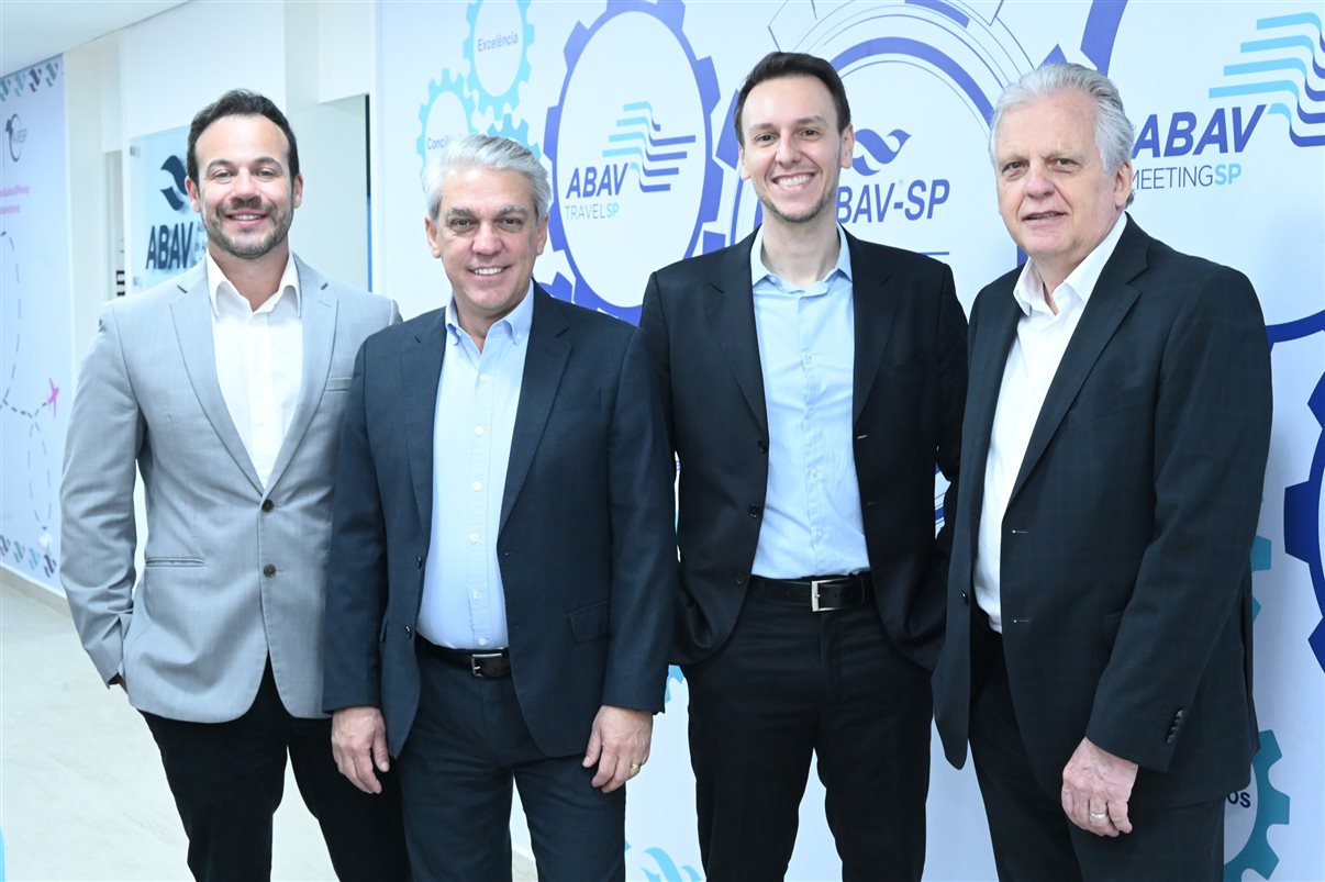 André Negrini, Marcelo Matera, Amauri Caldeira Pinto, Creusa Almeida, Juliana Assumpção, Edmar Bull, Fernando Santos, Bruno Waltrick, Lilian Marsari, Thiago Mendes, Danielle Roman e Marcelo Oliveira