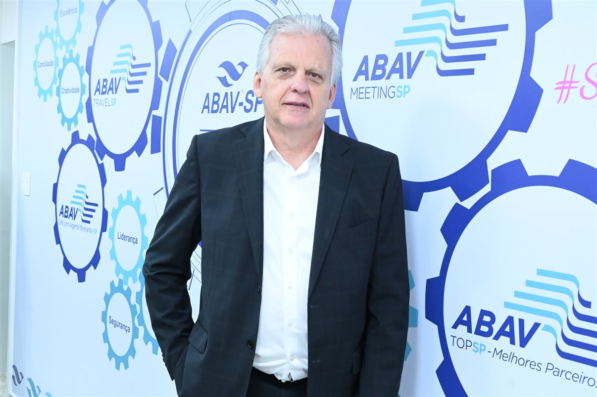 André Negrini, Marcelo Matera, Amauri Caldeira Pinto, Creusa Almeida, Juliana Assumpção, Edmar Bull, Fernando Santos, Bruno Waltrick, Lilian Marsari, Thiago Mendes, Danielle Roman e Marcelo Oliveira