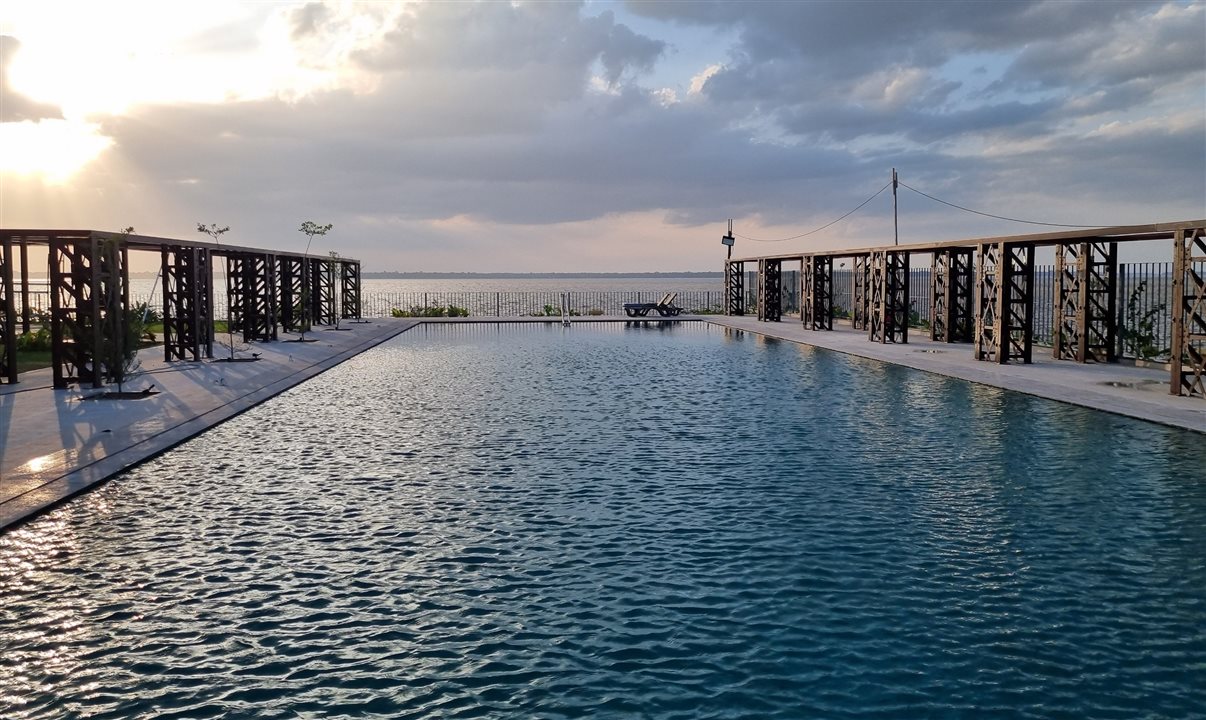 Piscina ao ar livre