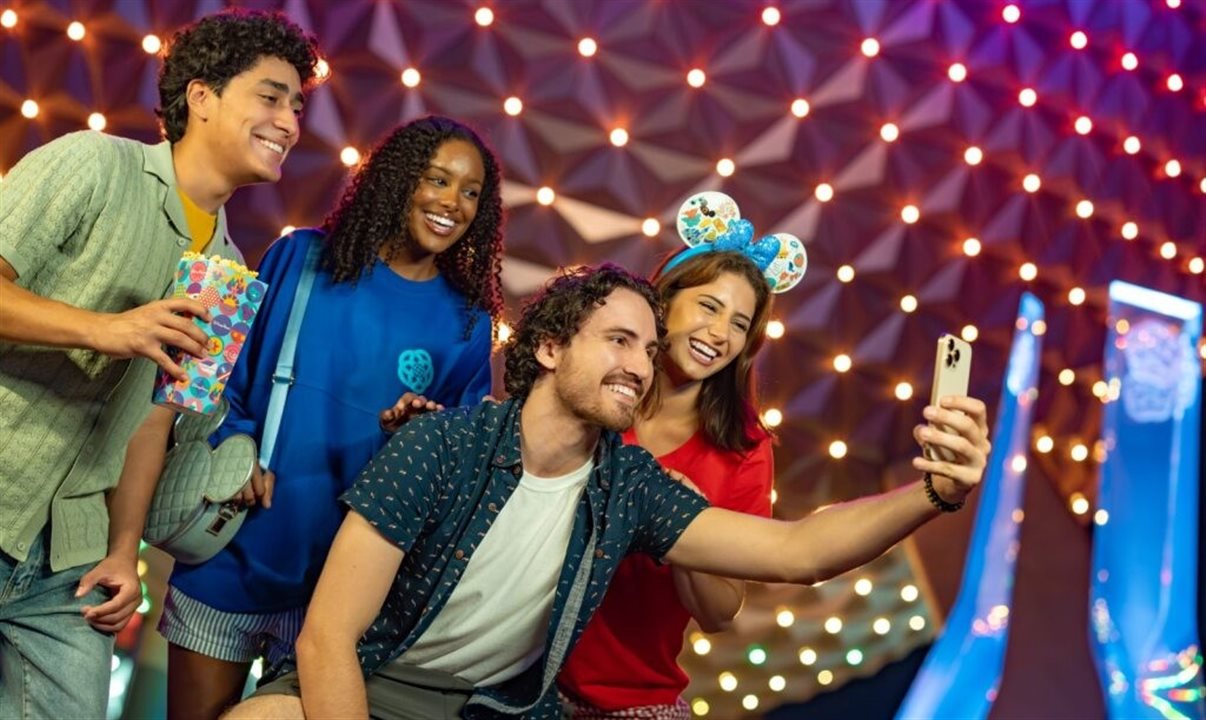 Para garantir a sua noite no parque, compre seu ingresso com antecedência