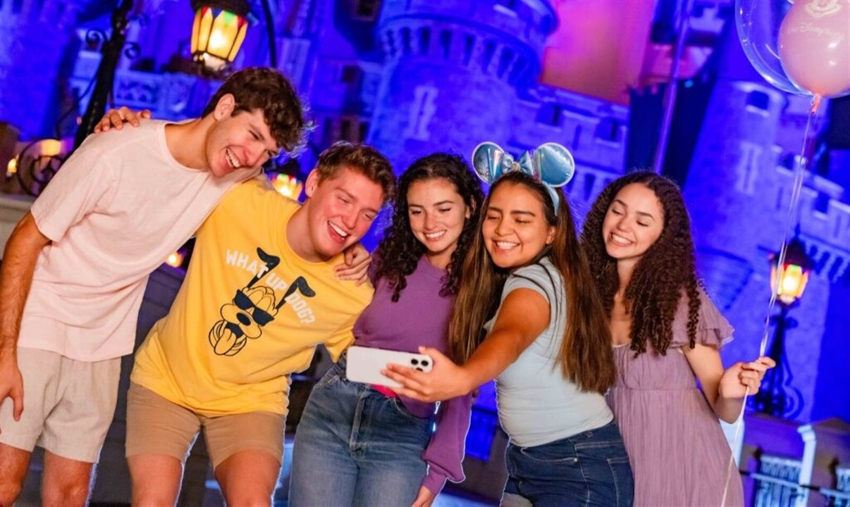 Noites Magic Kingdom After Hours são muito populares e, por isso, é uma boa ideia garantir a entrada com antecedência