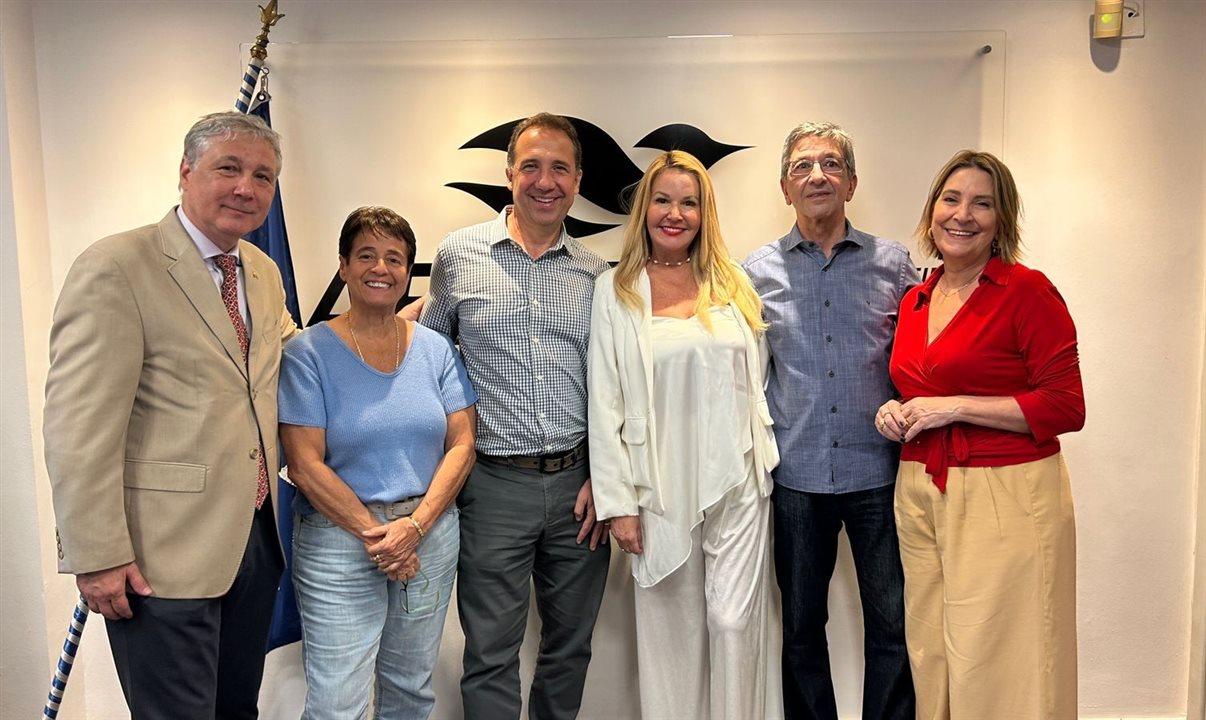 Diretoria Abav-RJ: Luiz Strauss, Cristina Fritsch, Marcelo Siciliano, Viviane Fernandes, João Carlos Vilaça e Maristela Doherty