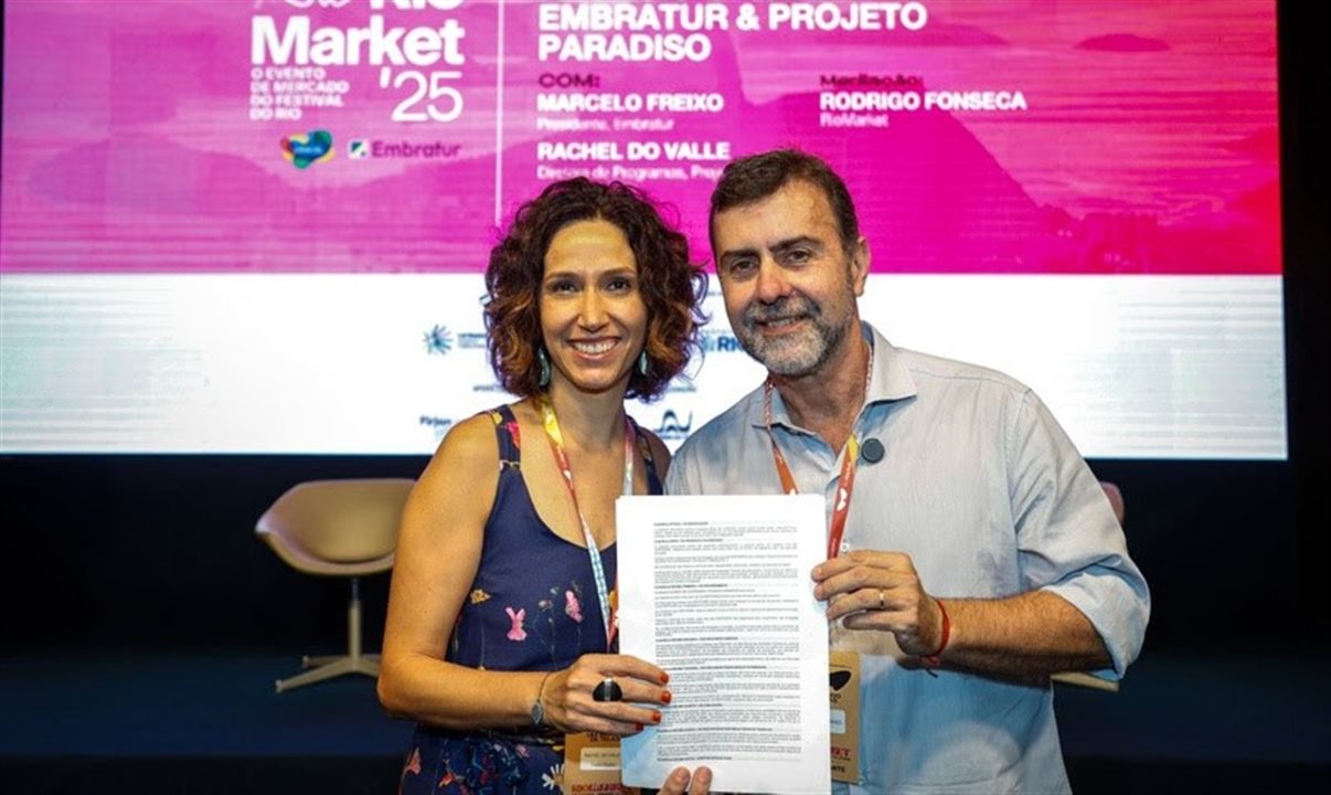  Rachel do Valle, do Projeto Paradiso, e Marcelo Freixo, da Embratur