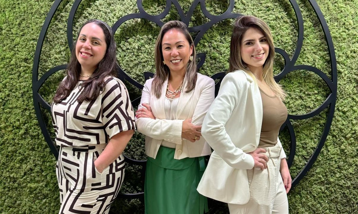 Mayara Mendes, Simone Okamoto e Livia Luca, da Primetour