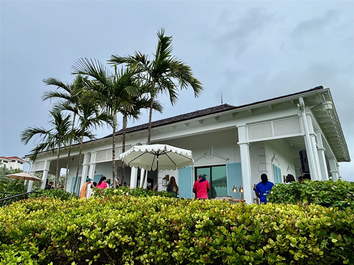 Entrada do Centro de Tênis John McEnroe, nas Bahamas