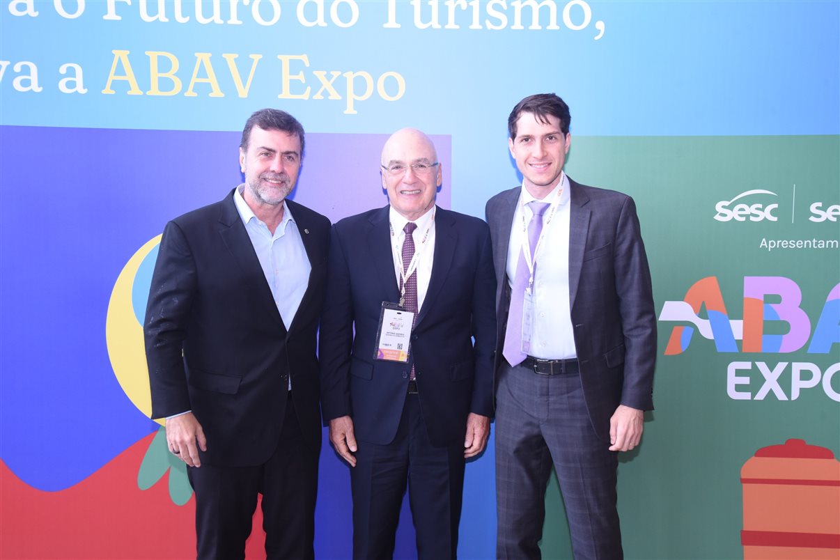 Marco Ferraz, da Clia Brasil, e Edmar Bull, da Copastur 