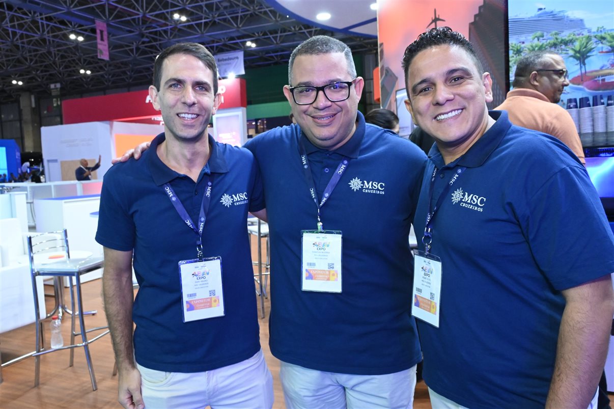 José Guilherme Alcorta, da PANROTAS, Daniel Almeida e Emerson Belan, da CVC Corp, Luiz Fernando Vieira, da Krooze, Paulo Papoy, da Krooze, Fabio Godinho, da CVC Corp, e Luis Ferrinho, da Omnibees