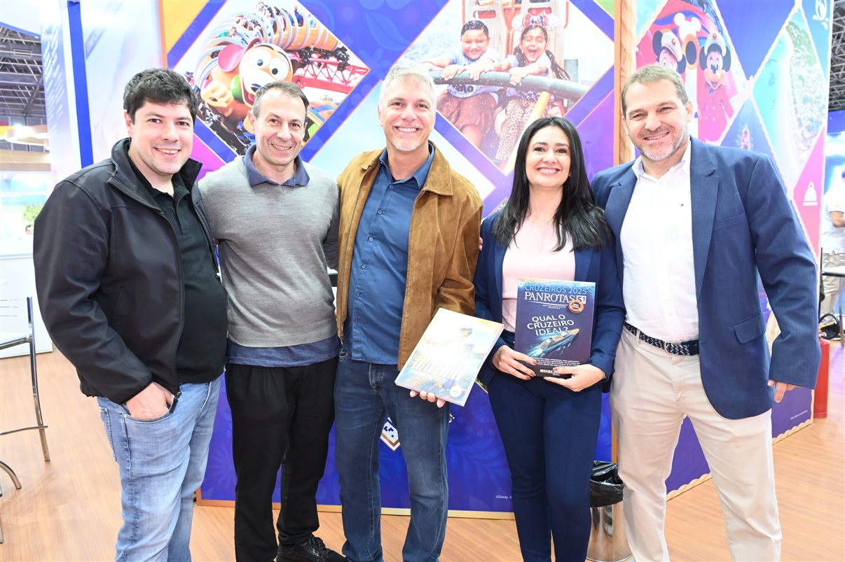 José Guilherme Alcorta, da PANROTAS, Daniel Almeida e Emerson Belan, da CVC Corp, Luiz Fernando Vieira, da Krooze, Paulo Papoy, da Krooze, Fabio Godinho, da CVC Corp, e Luis Ferrinho, da Omnibees