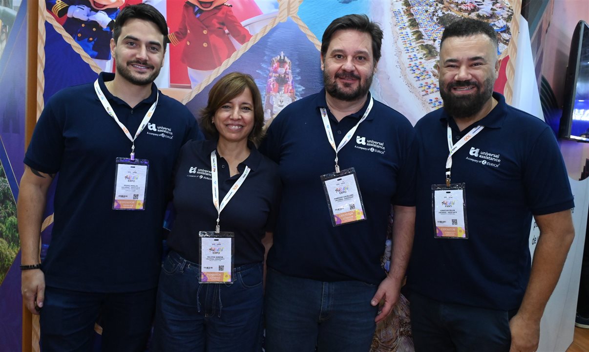Pedro Merlin, Silvina Garcia, Fabrizio Cavallini e Vinicius Silva, da Universal Assistance