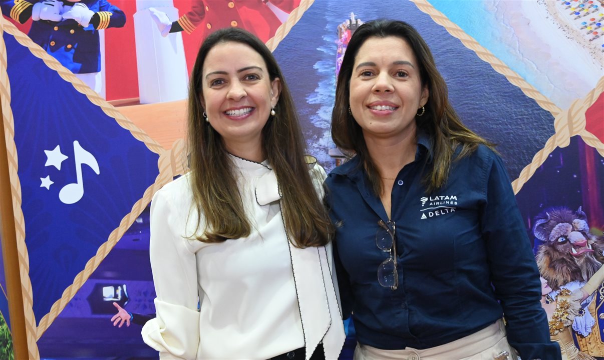 Aline Mafra, diretora de Vendas da Latam Brasil, e Bianca Schimpl, gerente de Vendas B2B da aérea