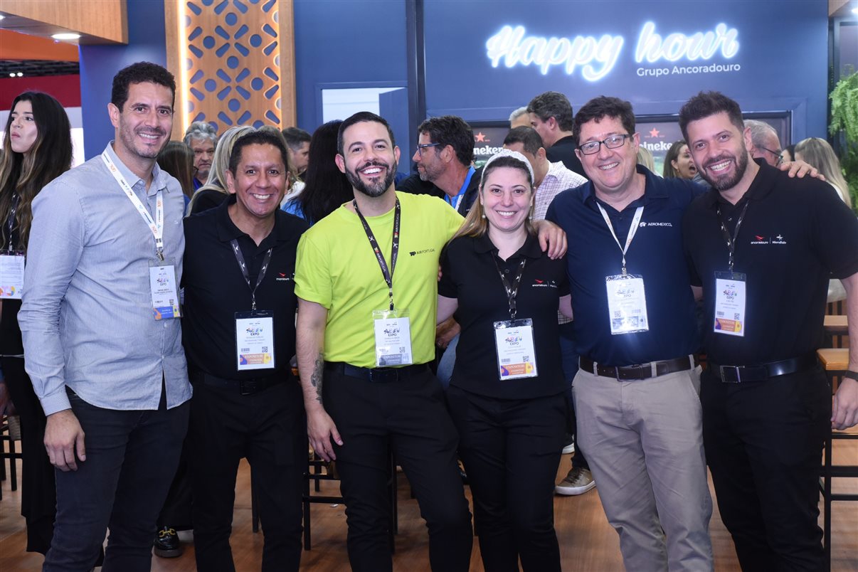 Artur Luiz Andrade, da PANROTAS, Luiz Strauss, da Abav-RJ, Fabiano Camargo, da Braztoa, Marco Ferrazz, da Clia Brasil, e Marcelo Oliveira, da CMO Advogados