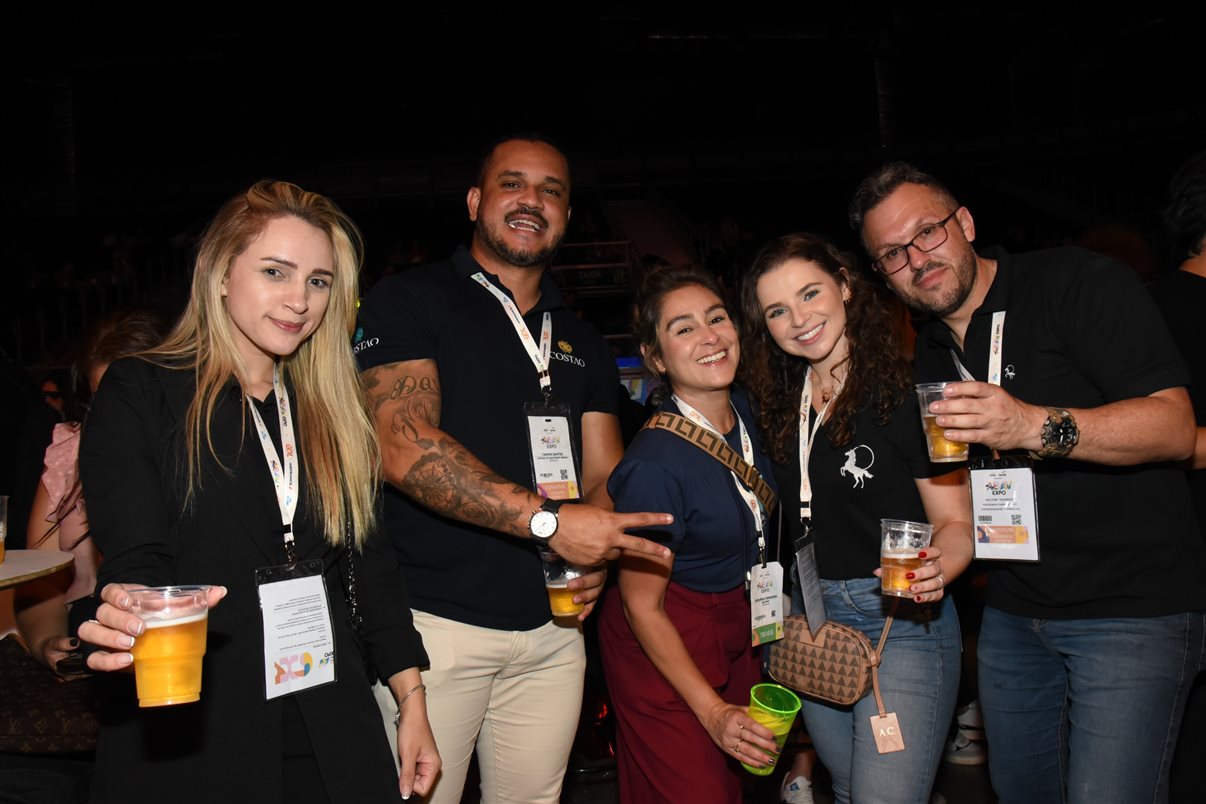 Nelson Guanabara e Isadora, da Furk Tech