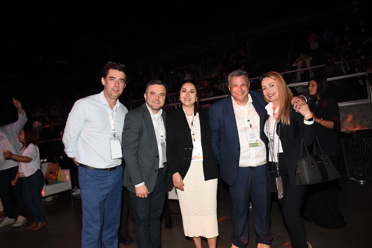 Nelson Guanabara e Isadora, da Furk Tech
