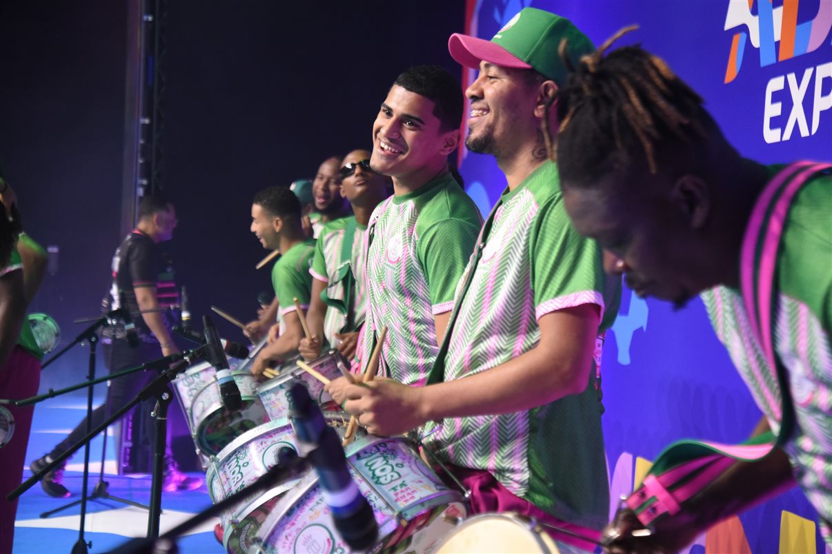 Nelson Guanabara e Isadora, da Furk Tech