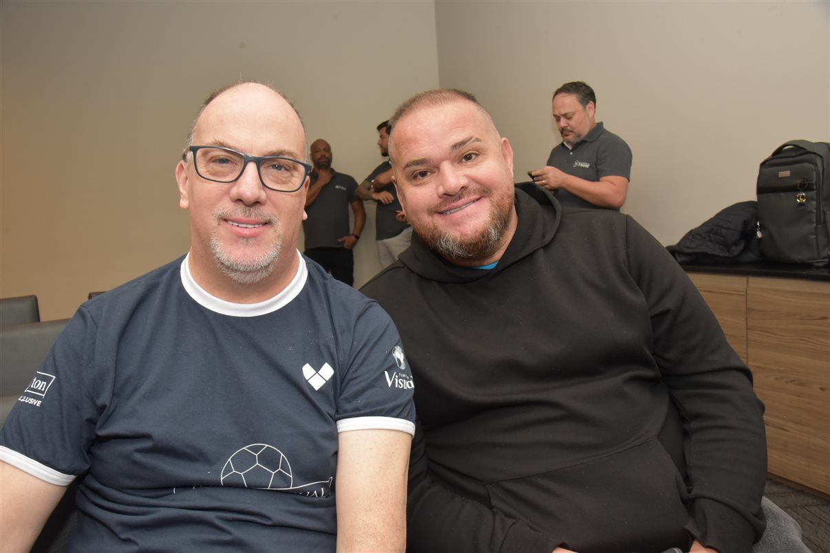 Hugo Lagares, da Visual Turismo, e Rafael Galann, da Surland