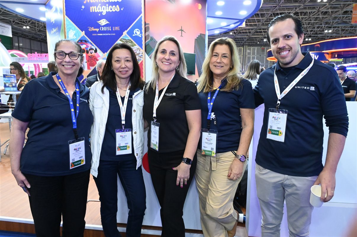 Patricia Ribeiro, Christina Rached, Annette Taeuber, Cristina Martins e Monica Nardo, do Lufthansa Group