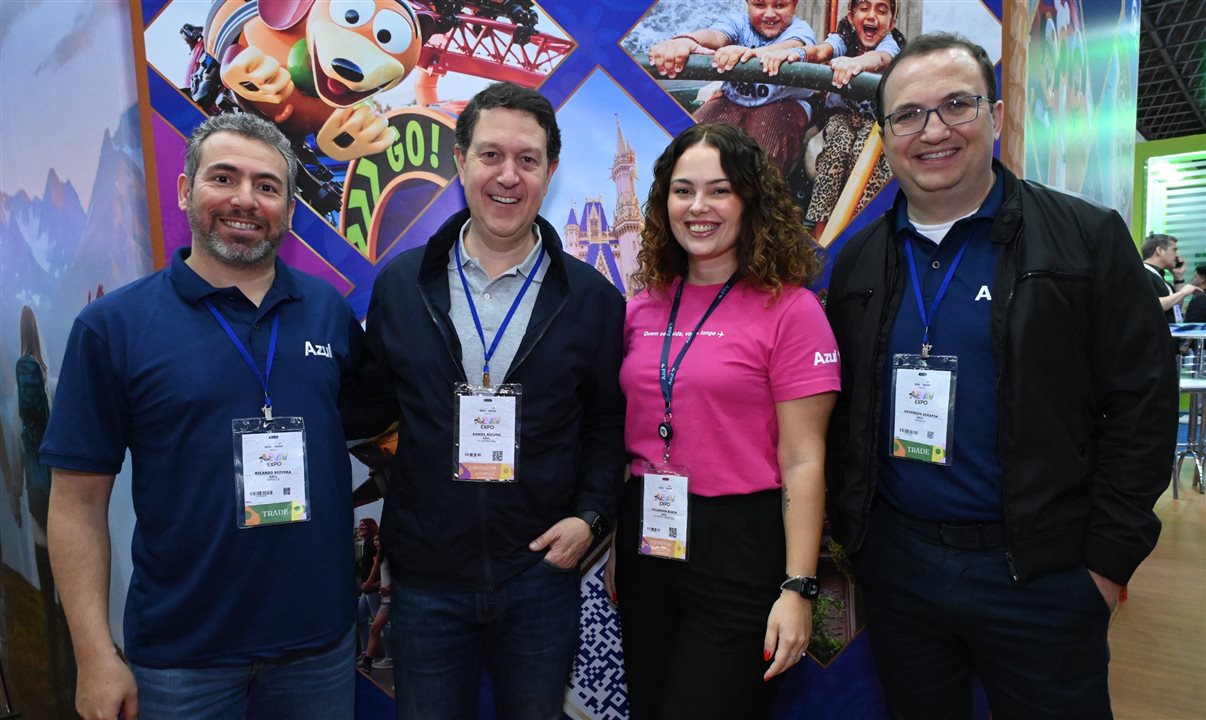 Ricardo Bezerra, Daniel Bicudo, Eduardha Borin e Anderson Serafim, da Azul