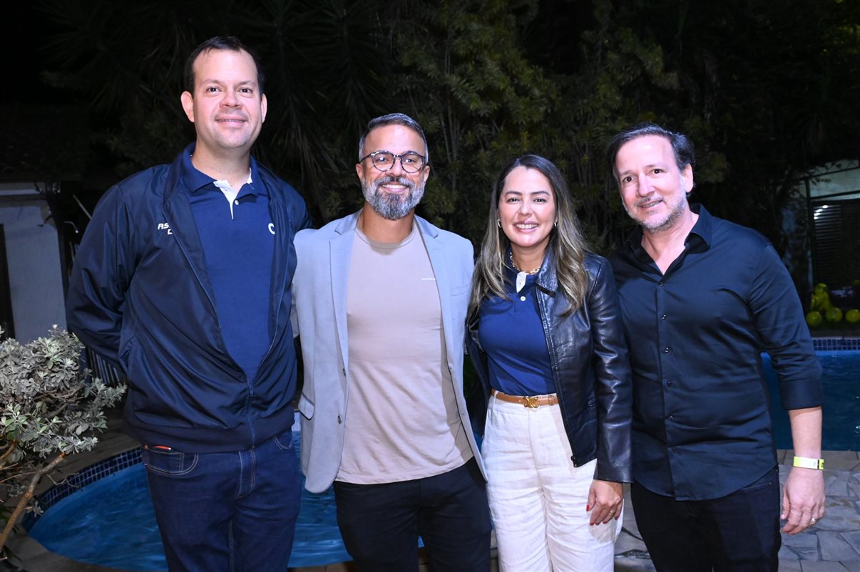 Rodrigo Galvão, da CVC, Sanclair Solon, Secretario de Turismo de Natal, Marcela Sacramento, da CVC, e Edmar Gadelha, da ABIH-RN 