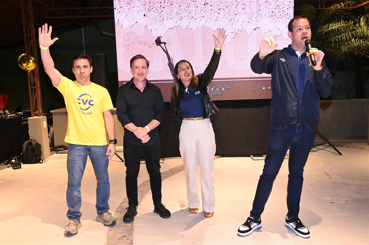 Rodrigo Galvão, da CVC, Sanclair Solon, Secretario de Turismo de Natal, Marcela Sacramento, da CVC, e Edmar Gadelha, da ABIH-RN 