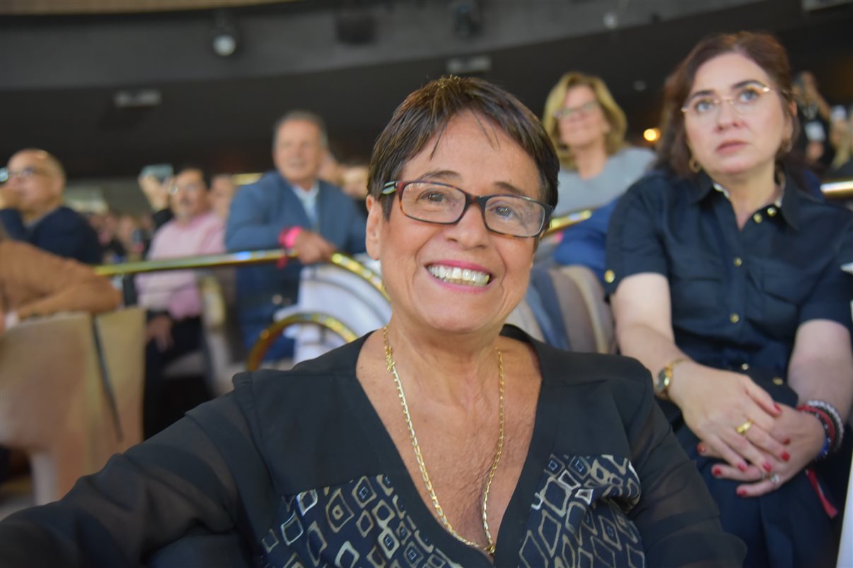 Ana Carolina Medeiros, da ABAV Nacional, e Antônio Florêncio de Queiroz Jr., da Fecomércio RJ