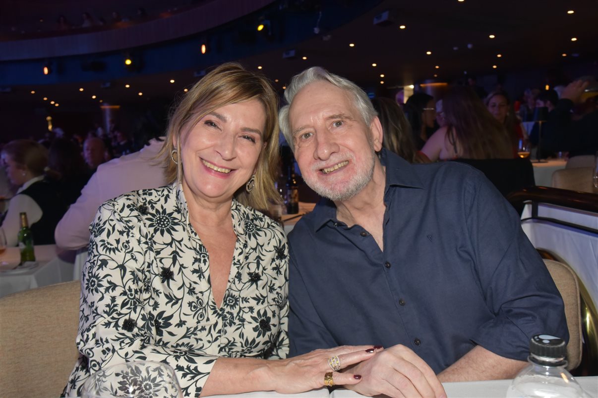 Ana Carolina Medeiros, da ABAV Nacional, e Antônio Florêncio de Queiroz Jr., da Fecomércio RJ