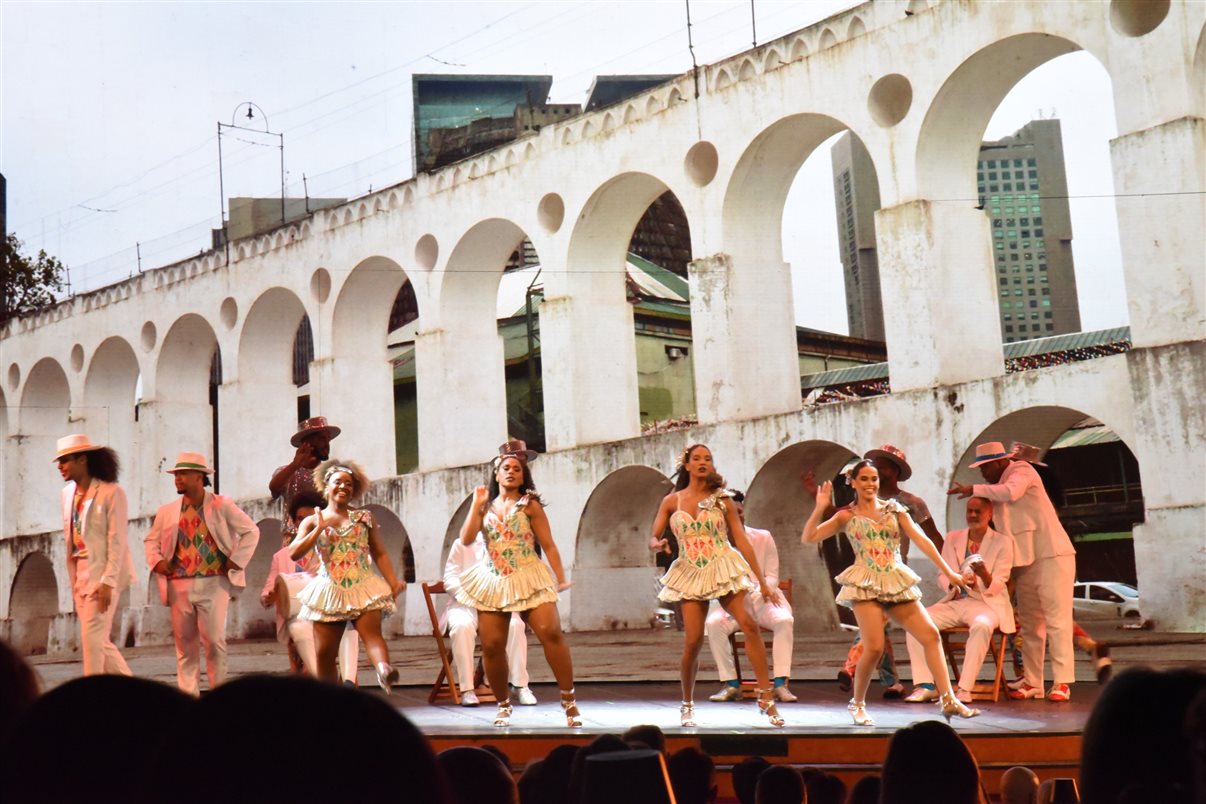 Os olhos apontados ao B2B vêm acompanhados de novidades na dinâmica do Roxy Dinner Show