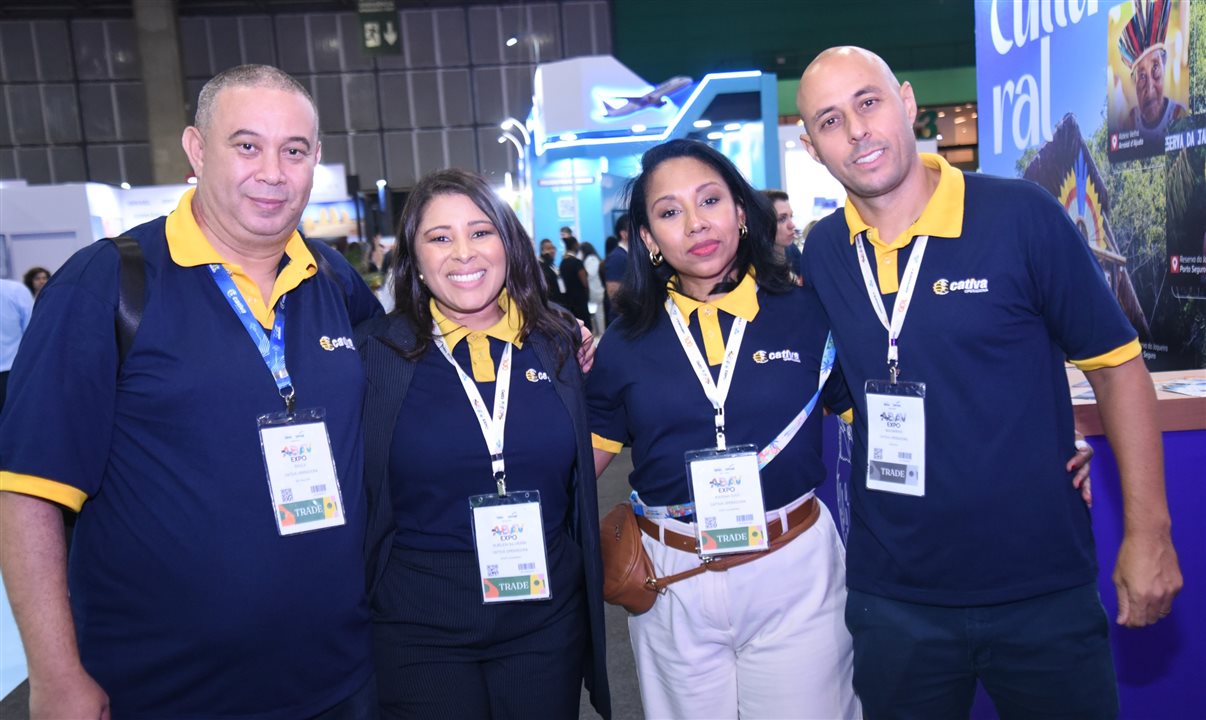 Sagui, Suelen Silveira, Karina Dias e Wagninho, da Cativa Operadora