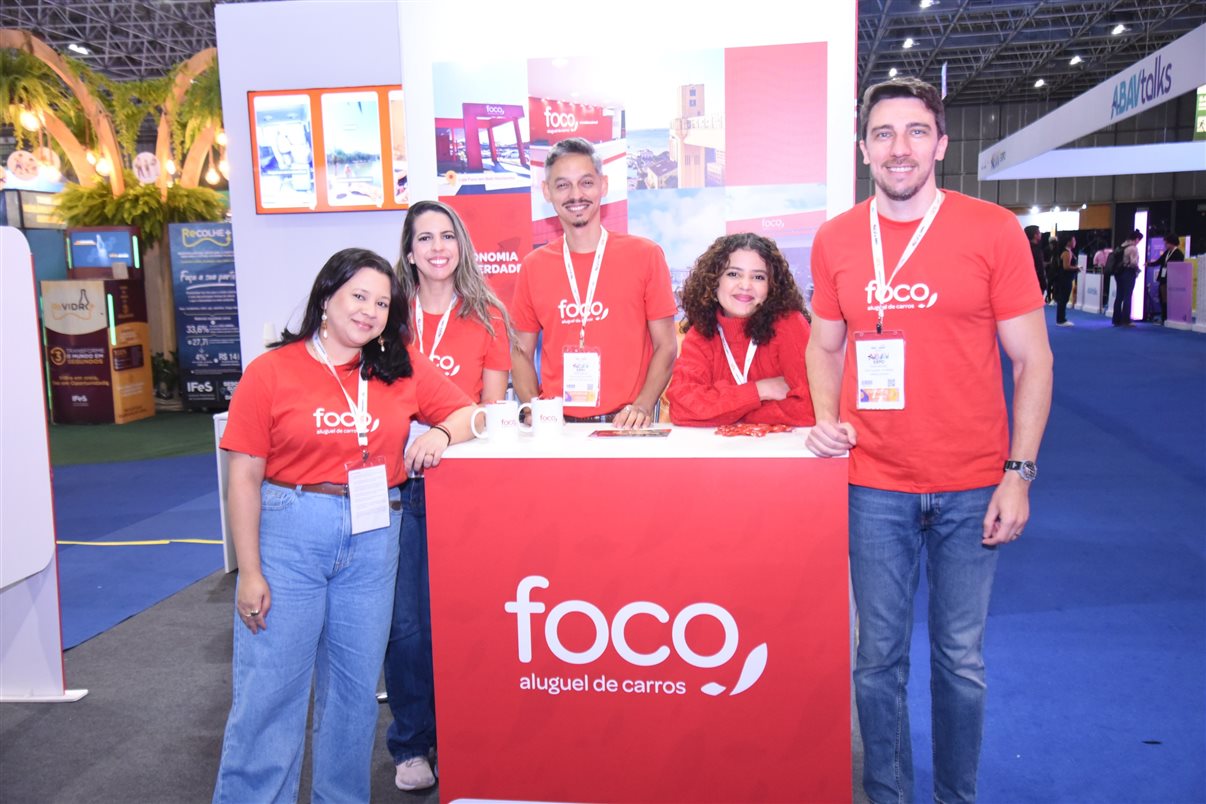 Anay Gremaud, do Enjoy Punta del Este, Paula Alves, do Ministério do Turismo do Uruguai, Giovanna Paulineli, da Orinter, Paula Alves, do Ministério do Turismo do Uruguai, e Jorge Souza, da Orinter 