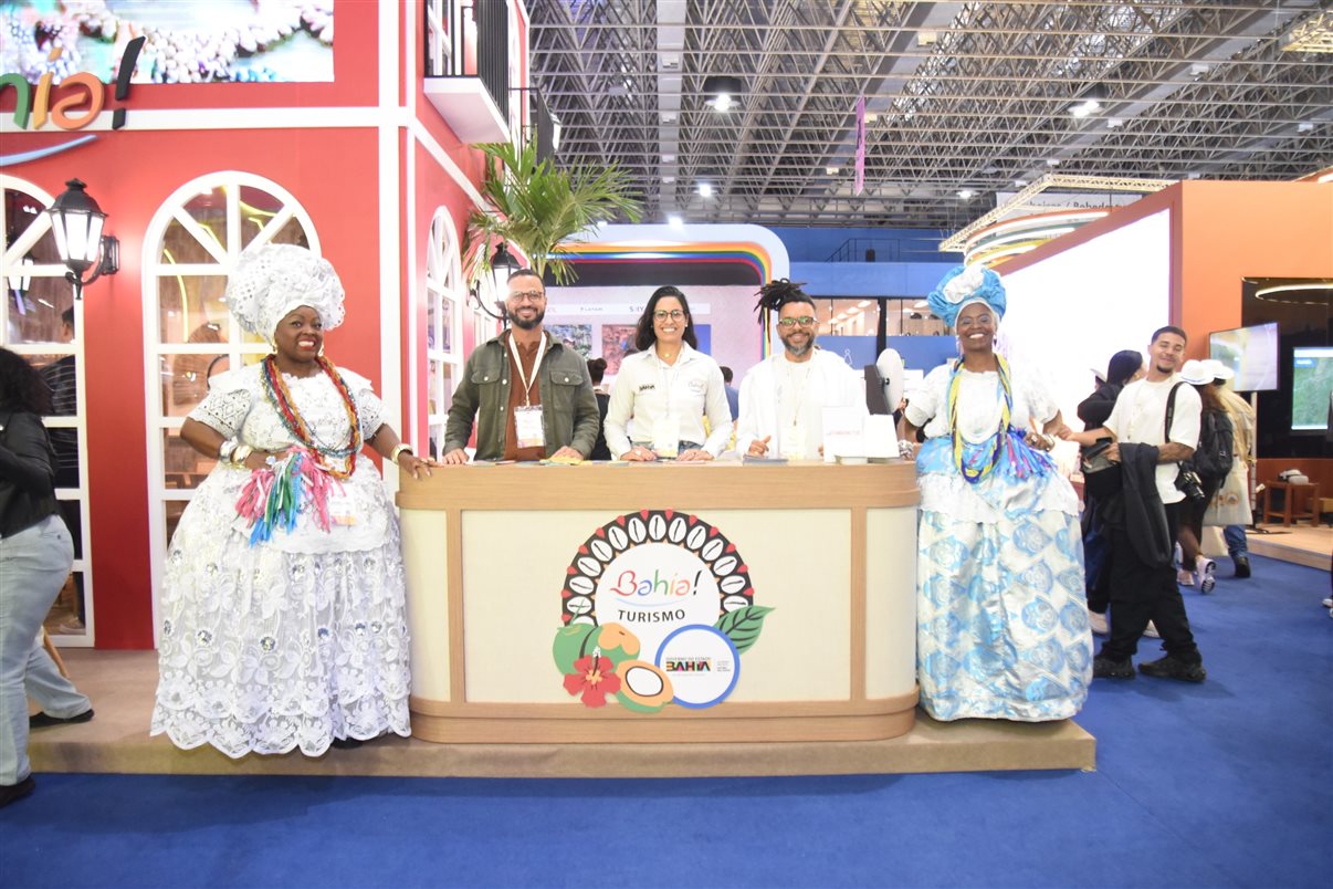 Anay Gremaud, do Enjoy Punta del Este, Paula Alves, do Ministério do Turismo do Uruguai, Giovanna Paulineli, da Orinter, Paula Alves, do Ministério do Turismo do Uruguai, e Jorge Souza, da Orinter 