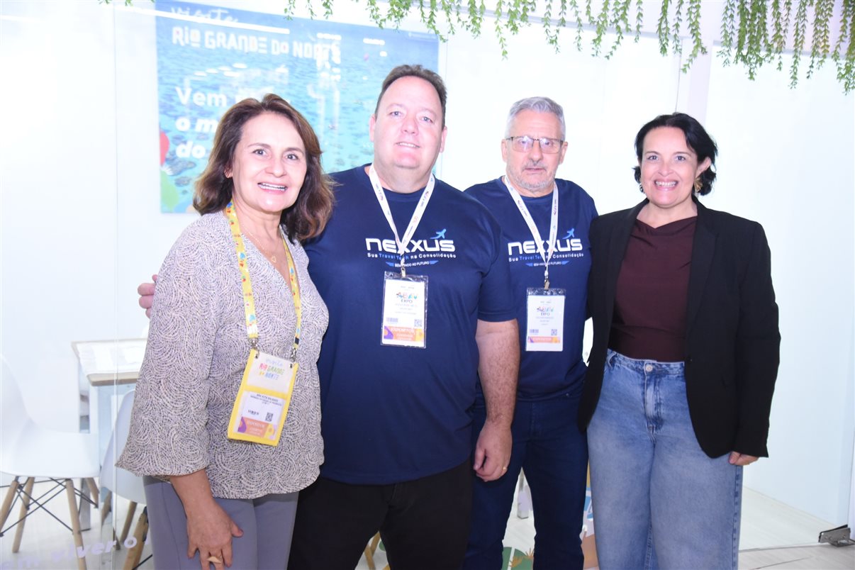 Anay Gremaud, do Enjoy Punta del Este, Paula Alves, do Ministério do Turismo do Uruguai, Giovanna Paulineli, da Orinter, Paula Alves, do Ministério do Turismo do Uruguai, e Jorge Souza, da Orinter 