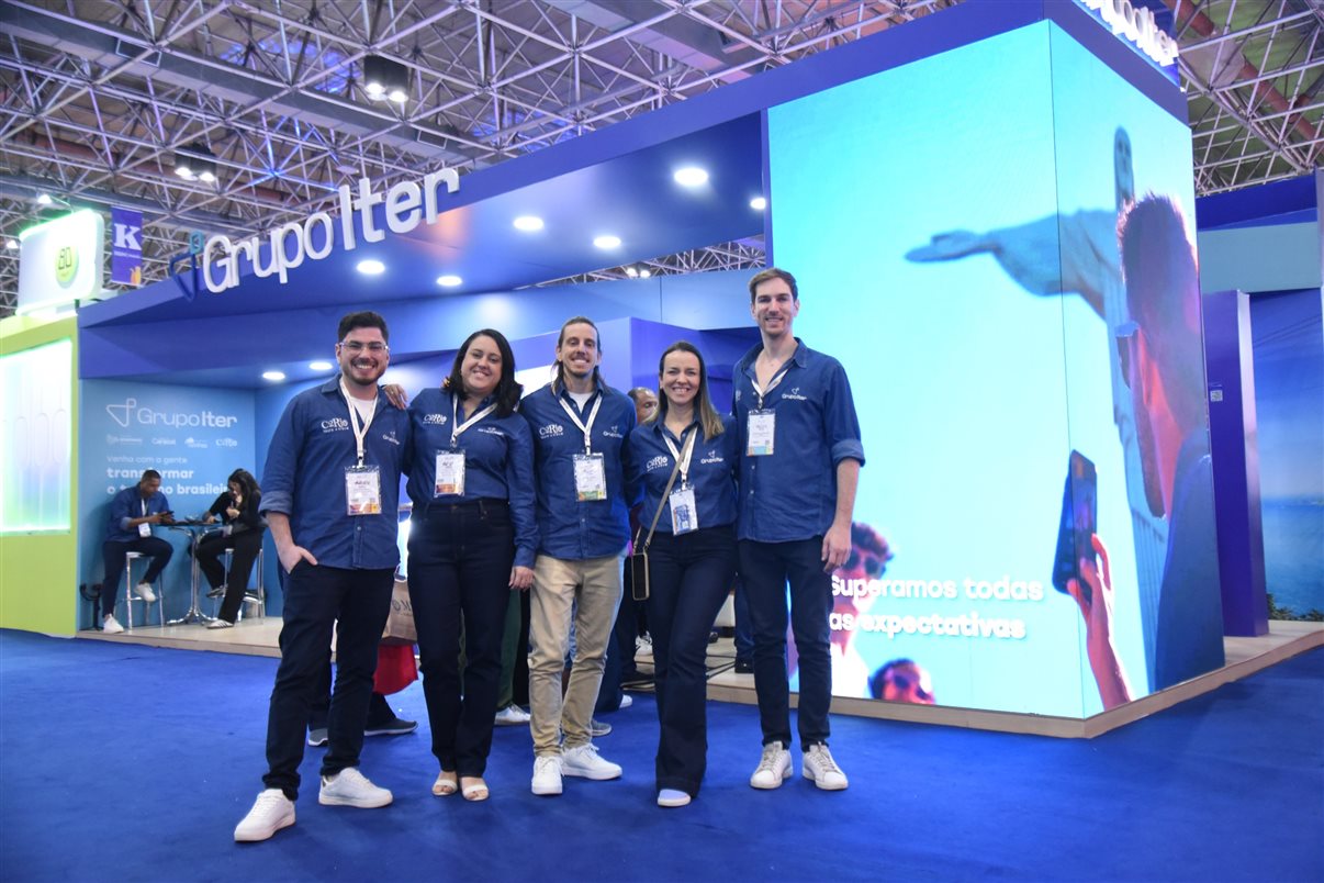 Anay Gremaud, do Enjoy Punta del Este, Paula Alves, do Ministério do Turismo do Uruguai, Giovanna Paulineli, da Orinter, Paula Alves, do Ministério do Turismo do Uruguai, e Jorge Souza, da Orinter 