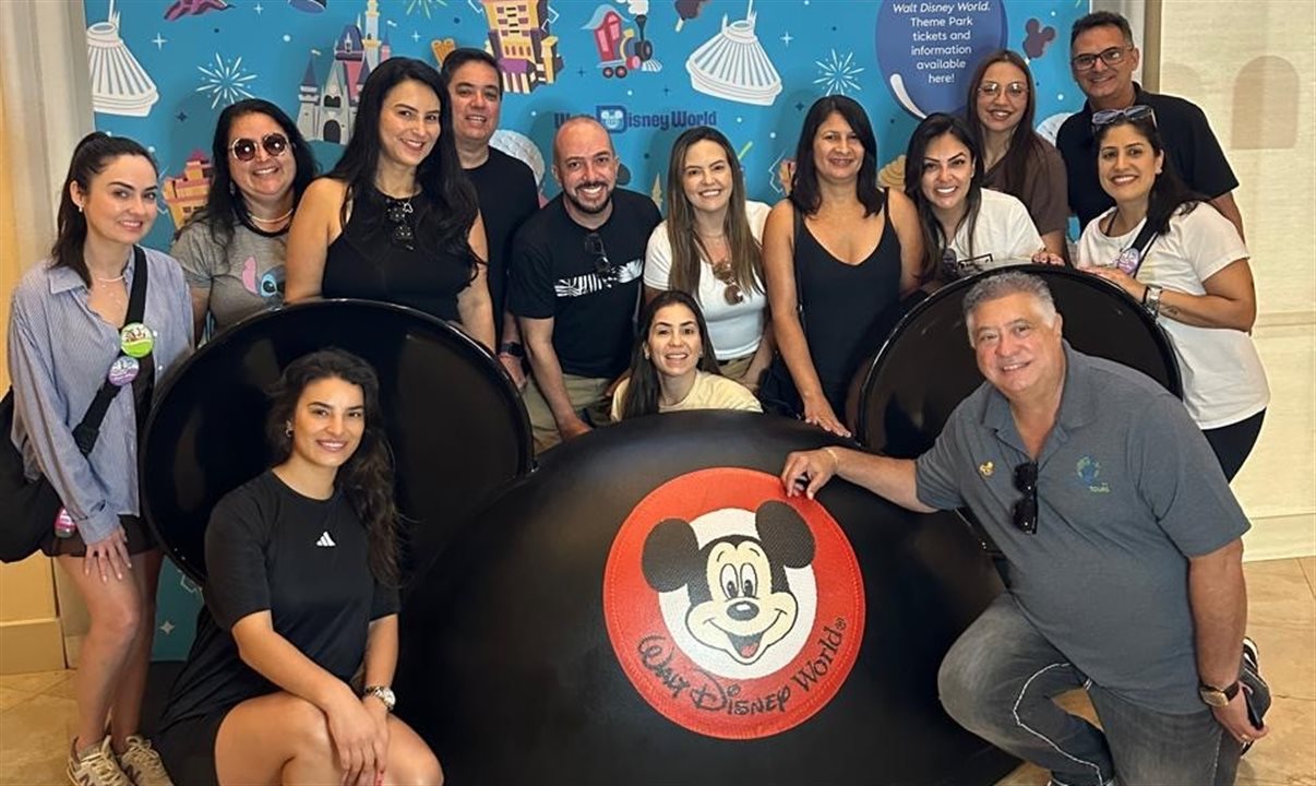 Agências participantes do famtour e time da Celebration Tours