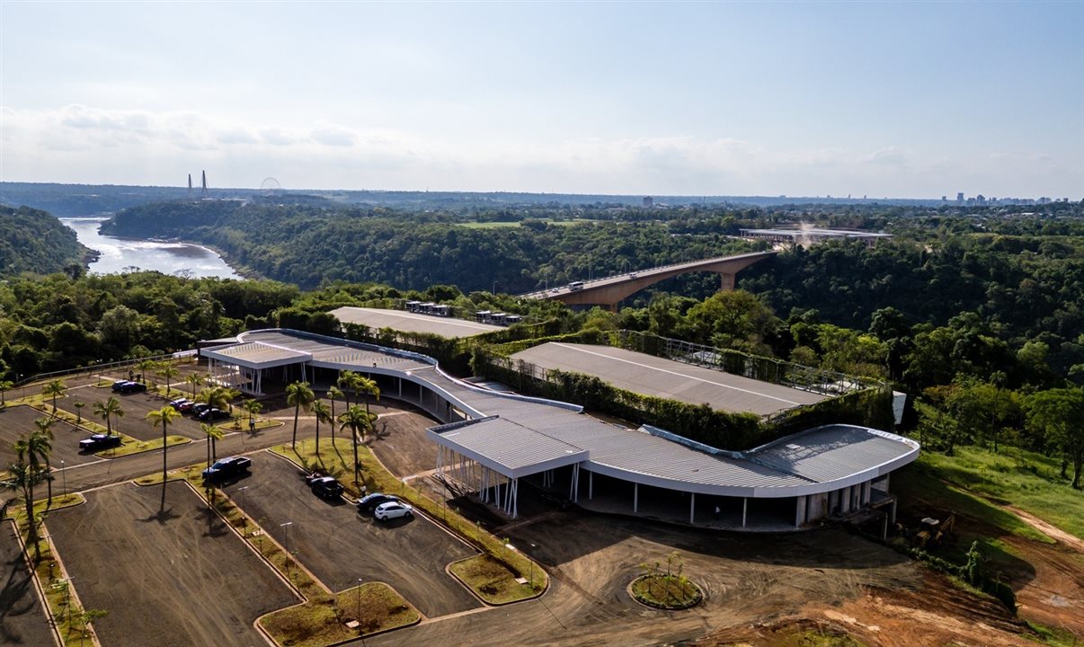 Centro de Eventos e Convenções de Iryapú
