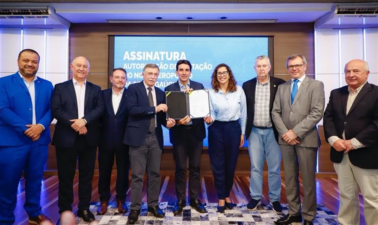 Silvio Costa Filho autoriza licitação das obras do novo aeroporto