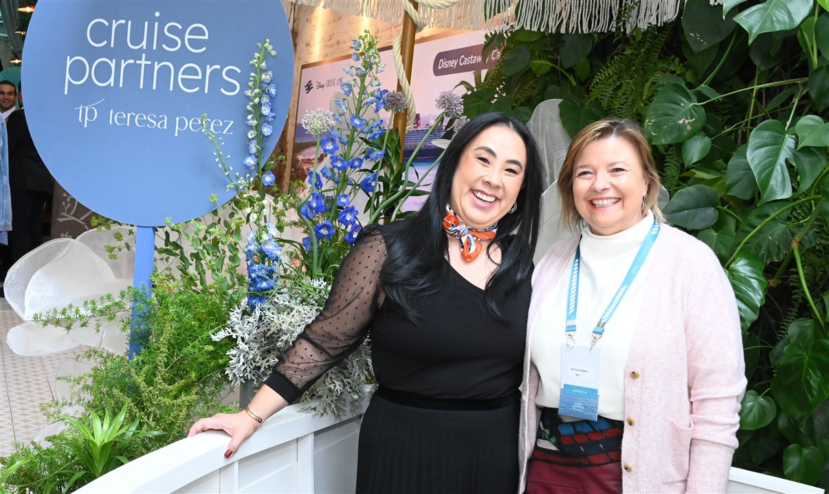 Renata Yano com Estela Farina
