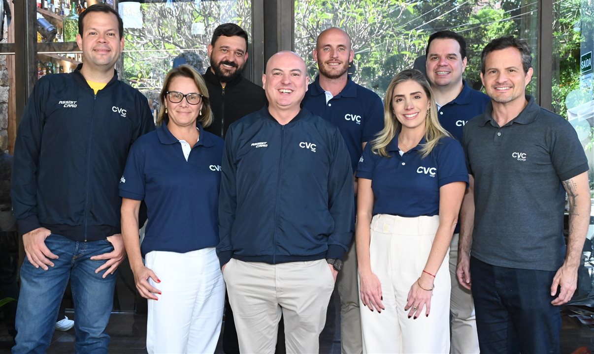 Fabio Mader, vice-presidente de Produtos & Revenue Management, com seu time composto por Rodrigo Galvão, Renata Cenni, Daniel de Almeida, Marcos Pessuto, Paula Rorato, Daniel Bressan e Renzo Mello, da CVC Corp
