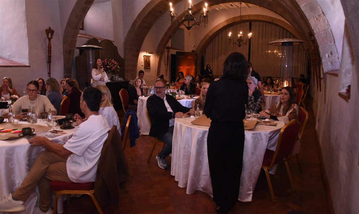 A atividade do dia foi uma dinâmica em grupo para debater o desenvolvimento das agências no cenário atual