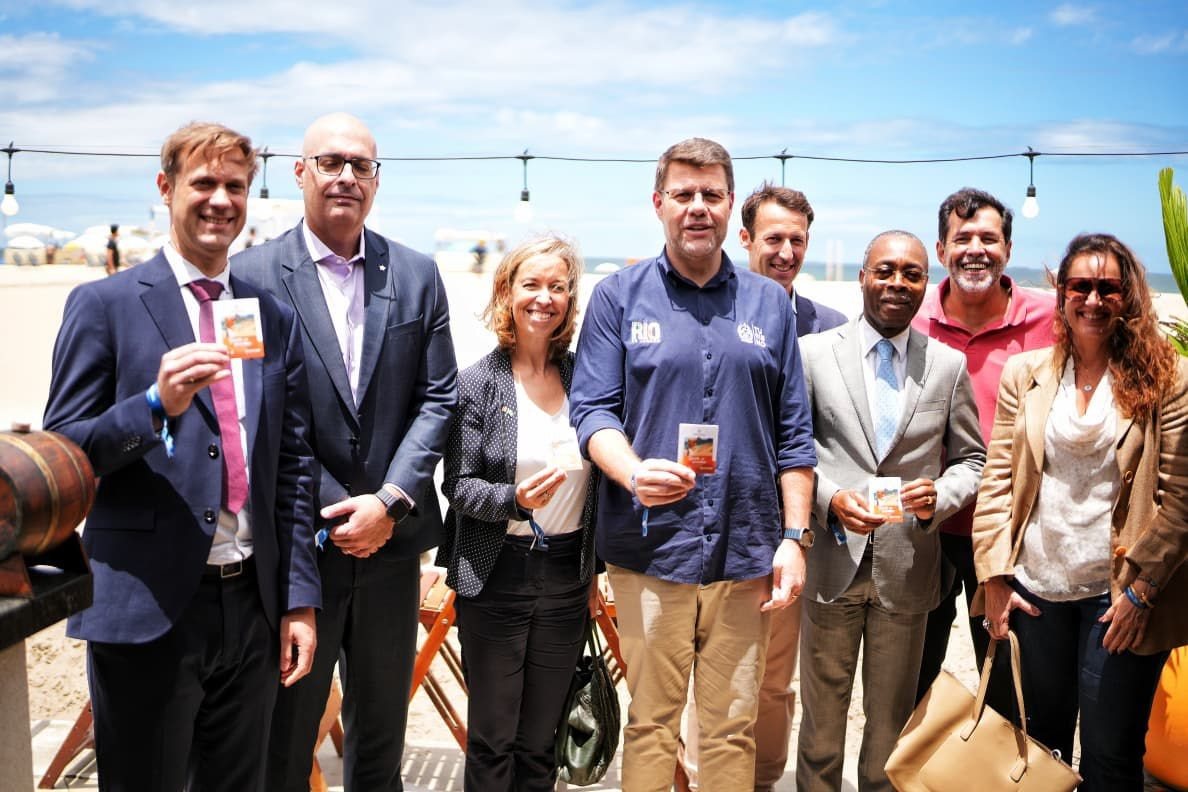Lançamento aconteceu no Quiosque Areia MPB, em Copacabana, com a presença de representantes do trade turístico, autoridades e entidades parceiras