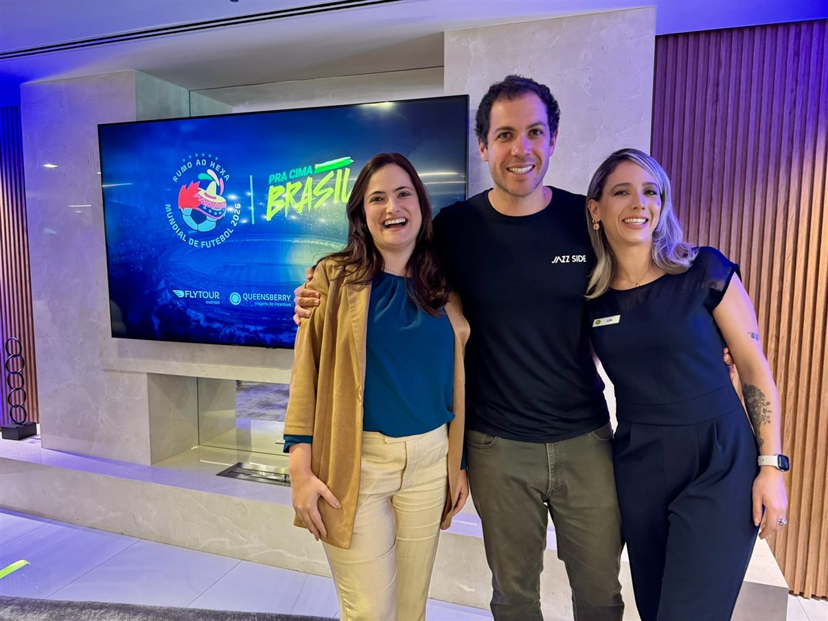 Manuela Bernardes, diretora de Negócios da Flytour Business Travel, Pedro Opic, da Jazz Side, e Lua Barbosa, da Queensberry, as empresas que estão com a BeFly no Pra Cima Brasil