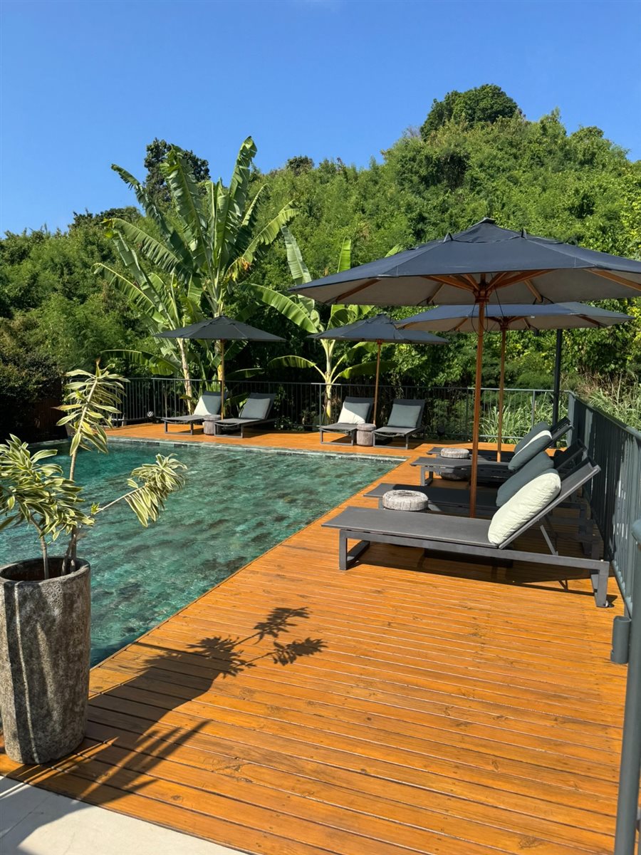 Piscina da Pousada Maria Flor em Fernando de Noronha