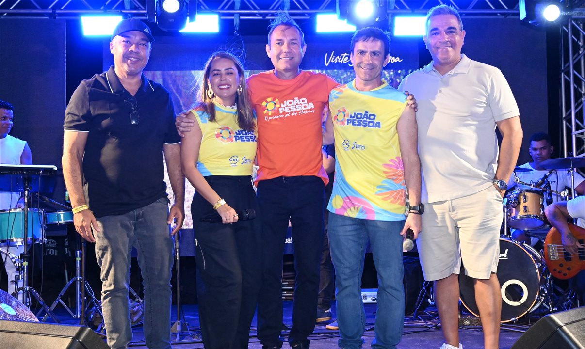Cláudio Júnior, da BBC Eventos, Marcela Sacramento, da CVC, secretário Daniel Rodrigues, Rogério Mendes, da CVC, e Breno Mesquita, da BBC Eventos