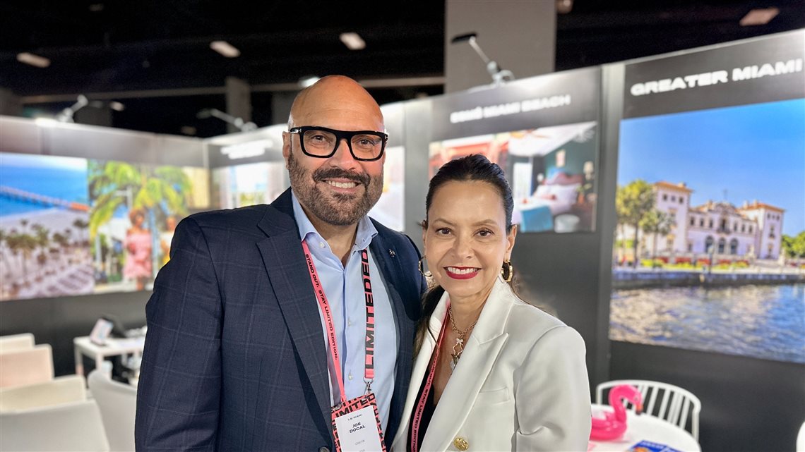 Joe Docal e Carolyn Corrigan, do Greater Miami Convention & Visitors Bureau (GMCVB)