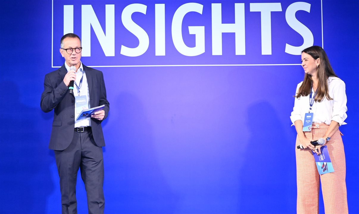 Ricardo de Oliveira, gerente regional de Vendas da Delta no Brasil, e Aline Mafra, diretora de Vendas e Marketing da Latam Brasil