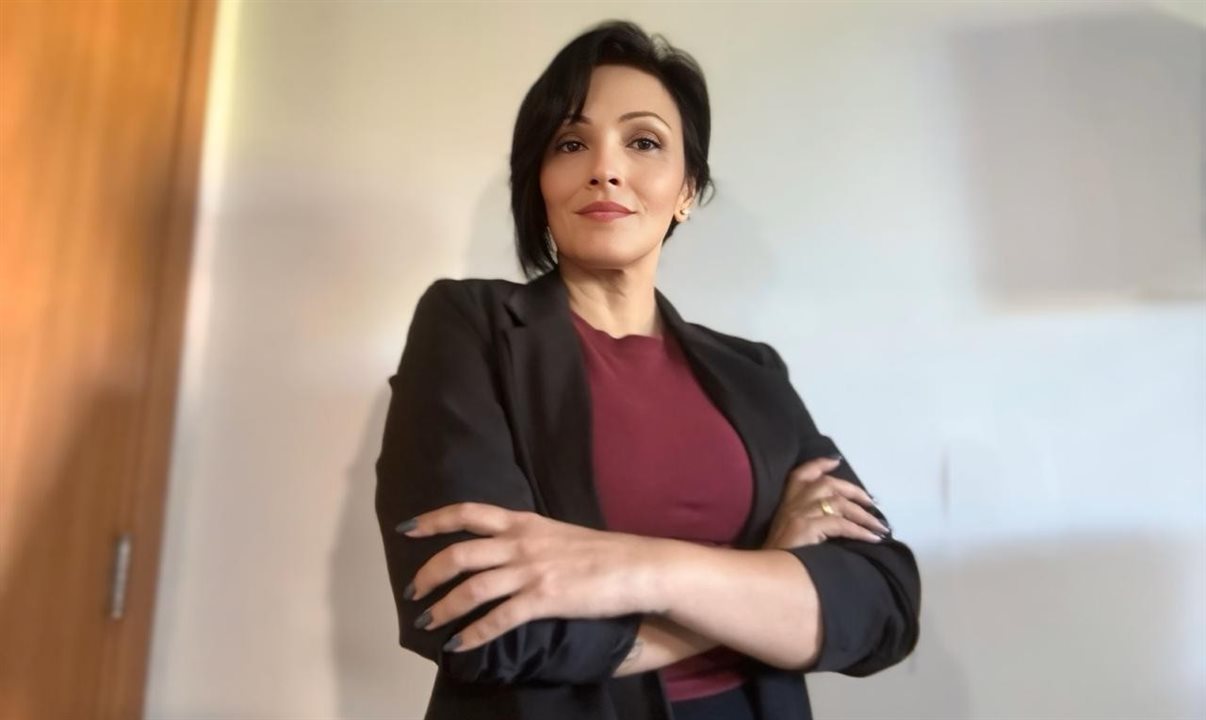 Karine Sarmento, nova executiva comercial da Frt