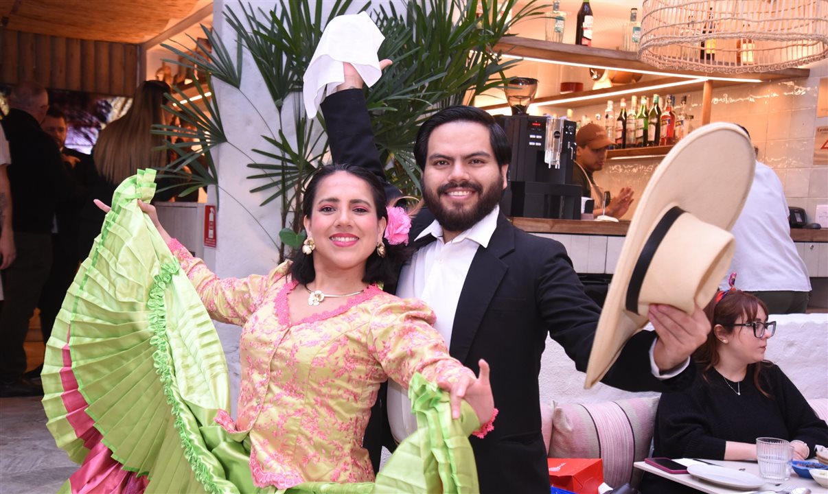 Danças tipicamente peruanas animaram o almoço de lançamento da Peru Week