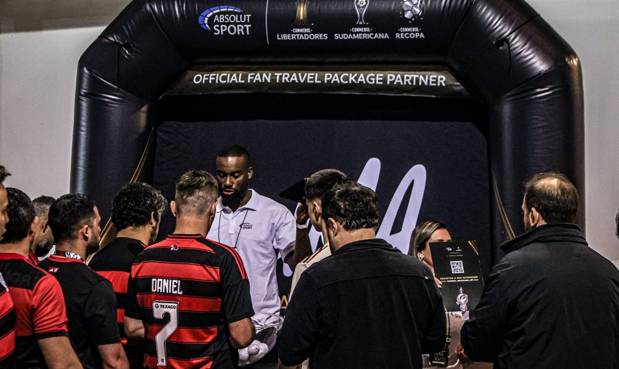 Como agência oficial da Conmebol, Absolut Sport promete regalias aos clientes, como experiências exclusivas pré-jogo e furo de bloqueios com o transfer