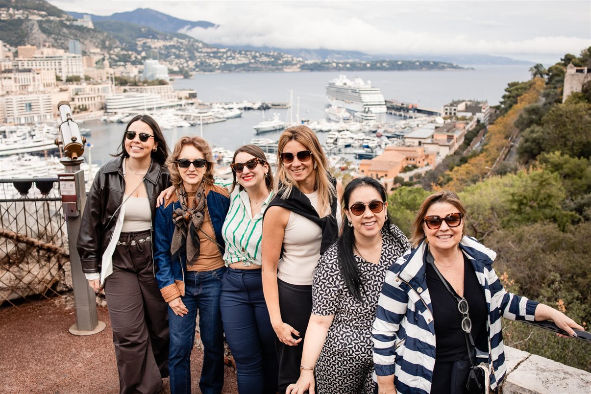 Ana Luiza Santinelli, da Teresa Perez, Salete Indolfo, da Diferencial Turismo, Raquel Istoe, da Teresa Perez, Thais Luz, da Startur Agência de Turismo, Renata Yano, da Teresa Perez, e Estela Farina, da NCL
