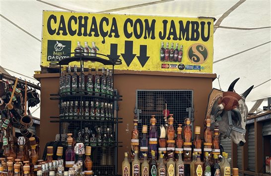 A variedade de cachaças também é grande
