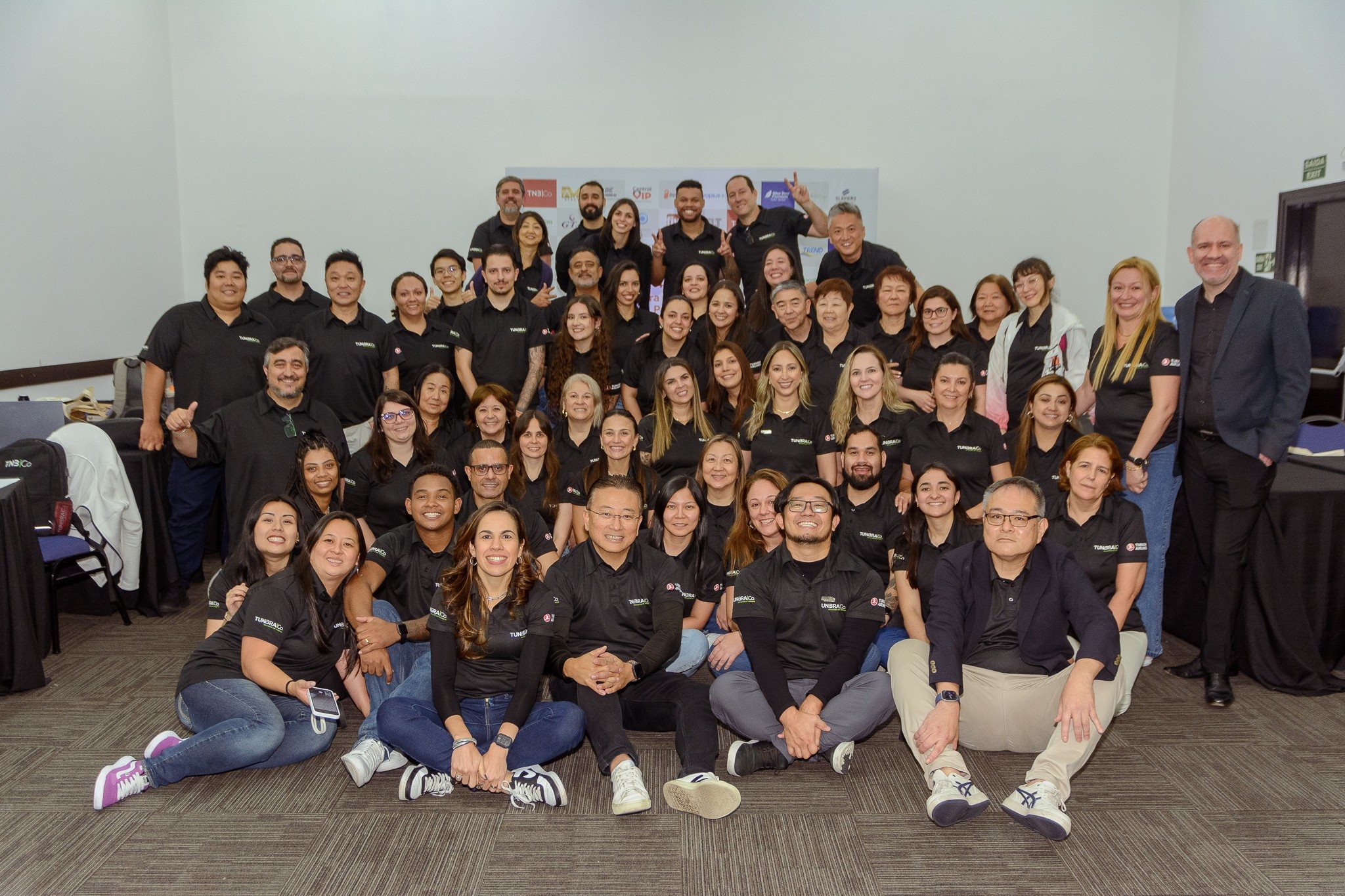 Colaboradores Tunibra no evento de fim de ano da agência