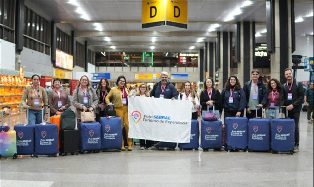 Participantes do projeto embarcam no Aeroporto de Guarulhos (SP)